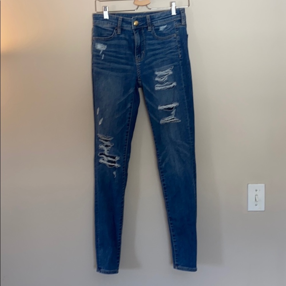 American eagle highrise distress jeans